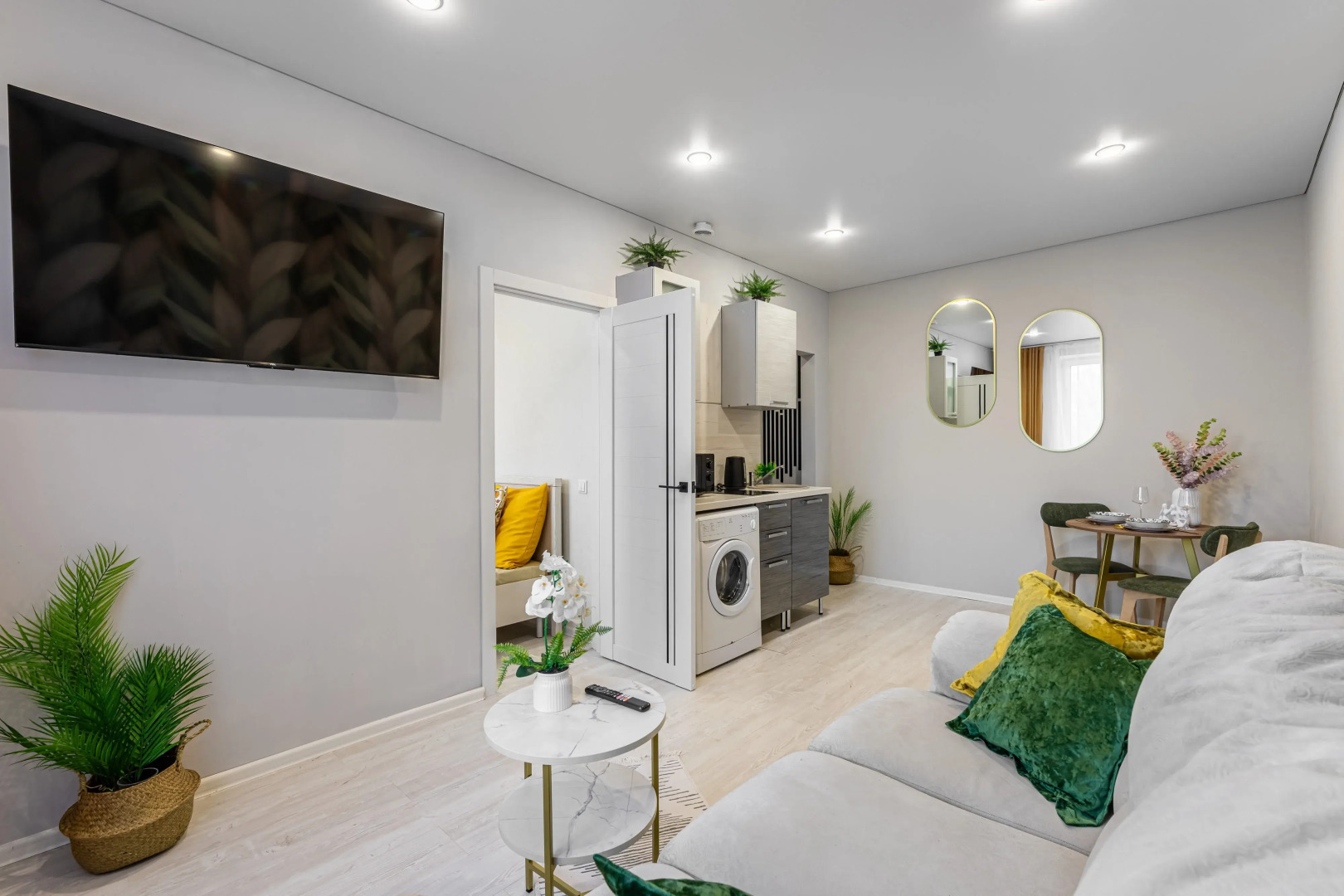 Апартаменты TatAparts Стильная Евродвушка в Историческом Центре Города