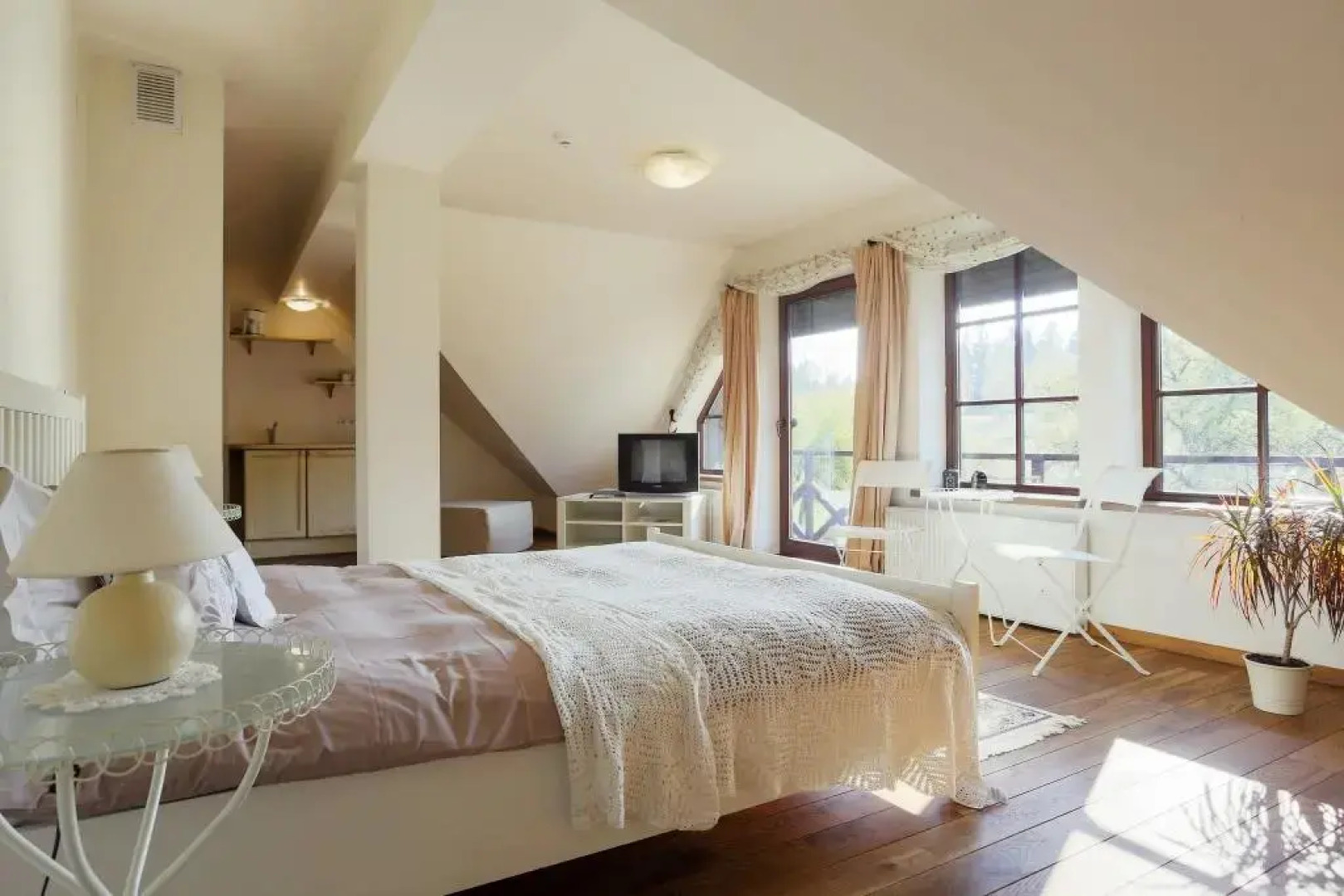 Отель Karlamuiza Country Hotel