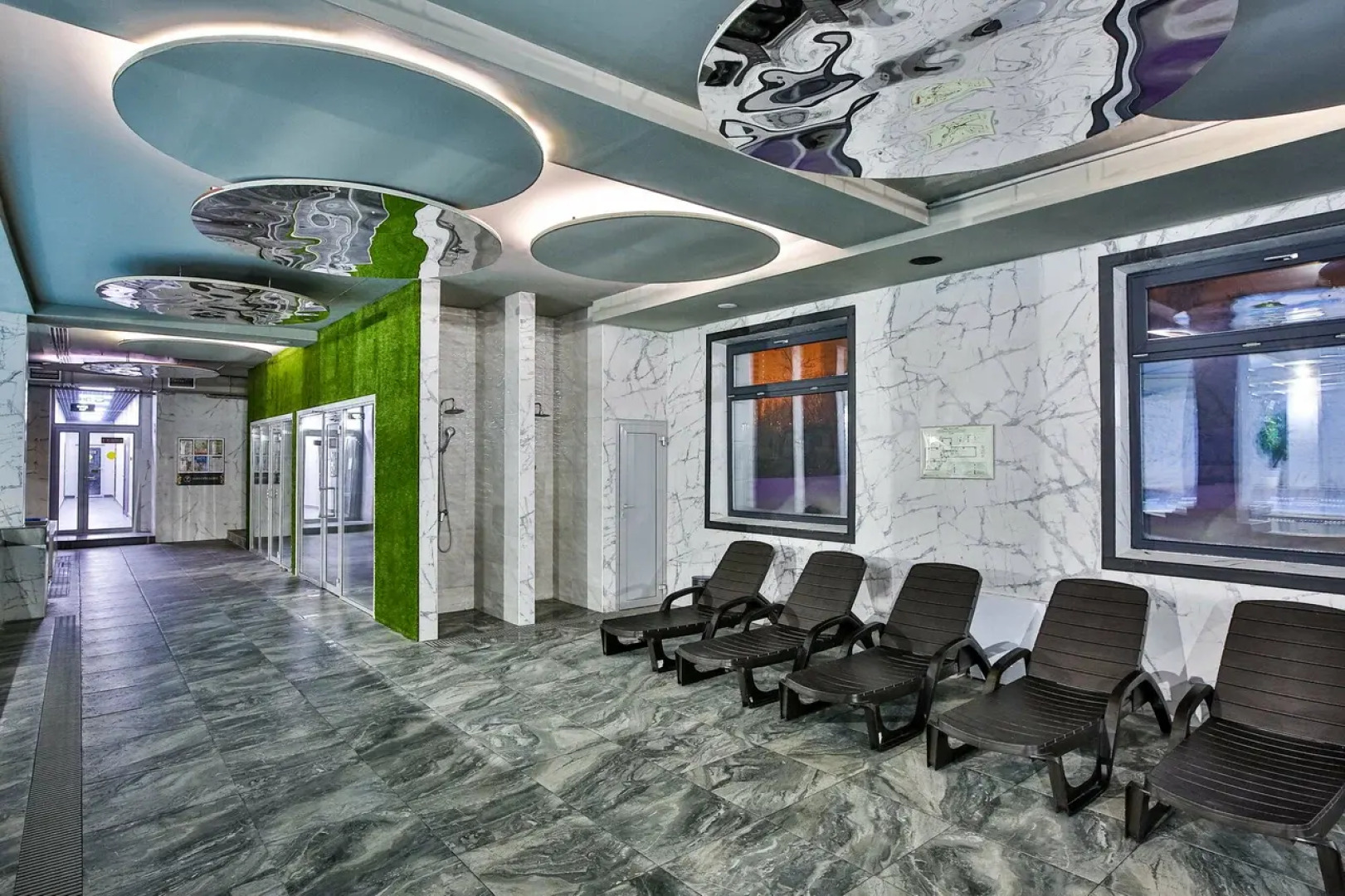 Отель Астро Плаза