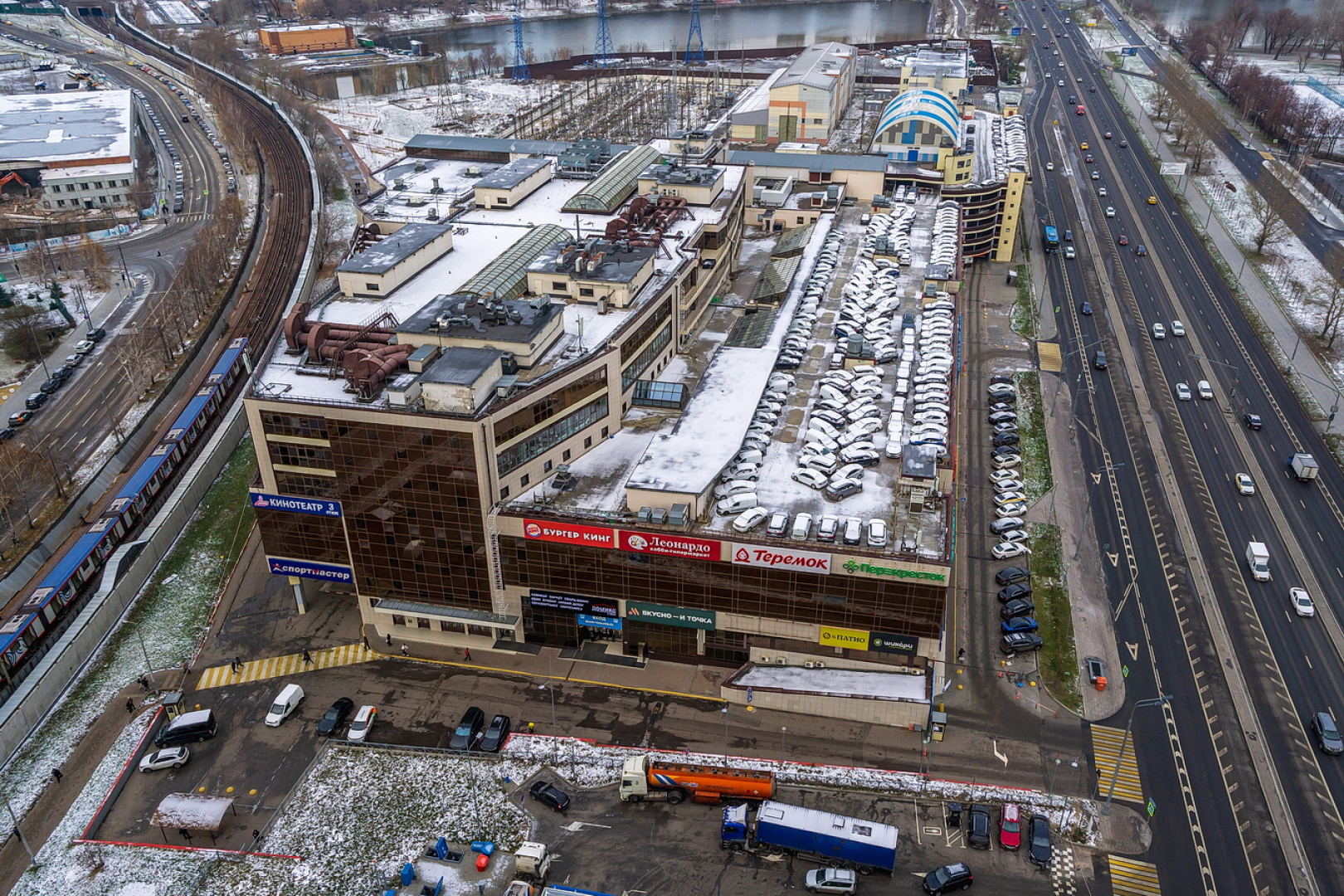 Апартаменты Бизнес-студия с видом на Москва-реку