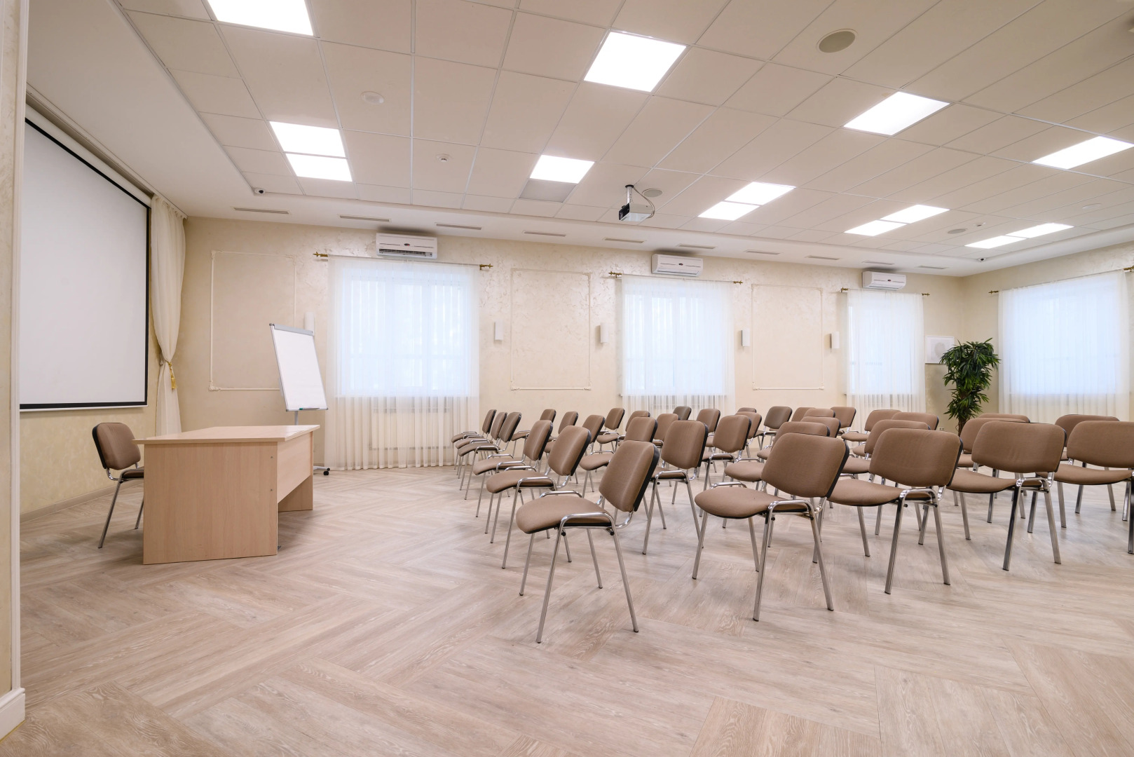 Отель Green Line