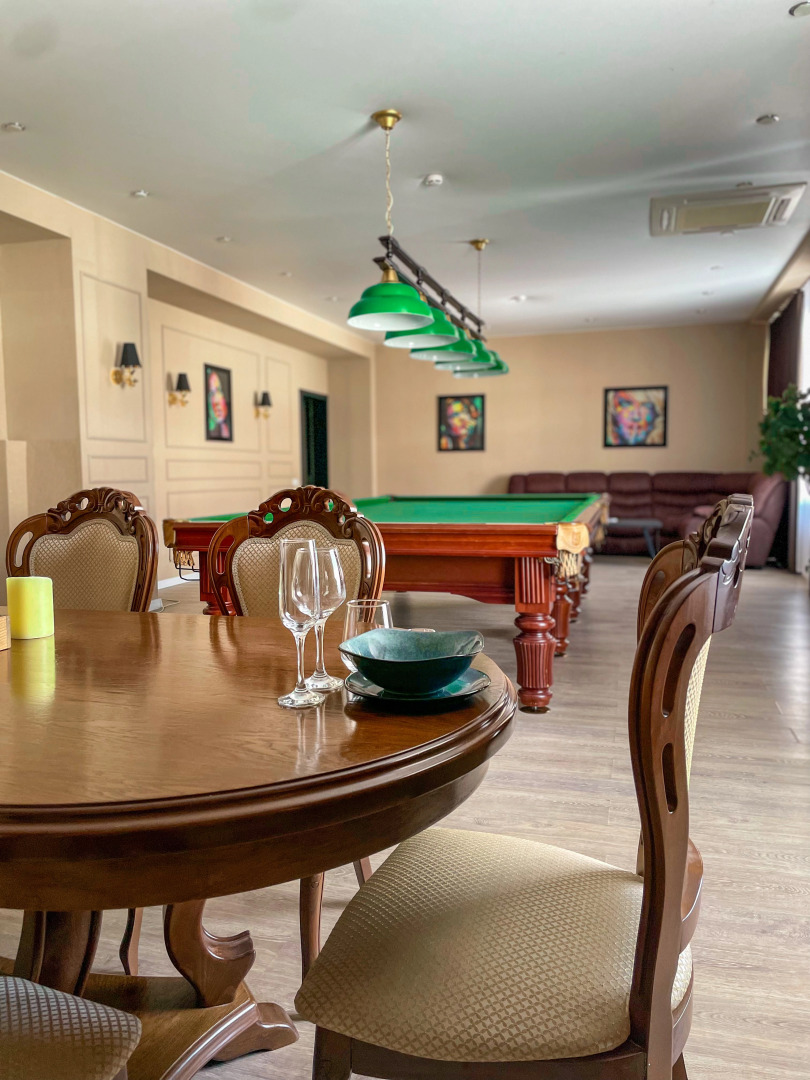 Park Side Inn