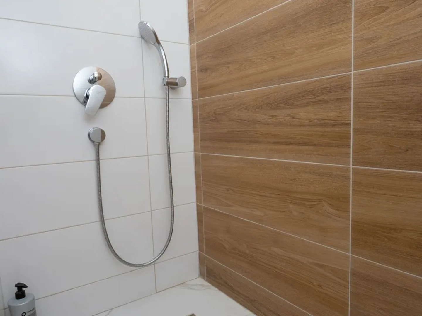 Апартаменты Стрелецкая Red