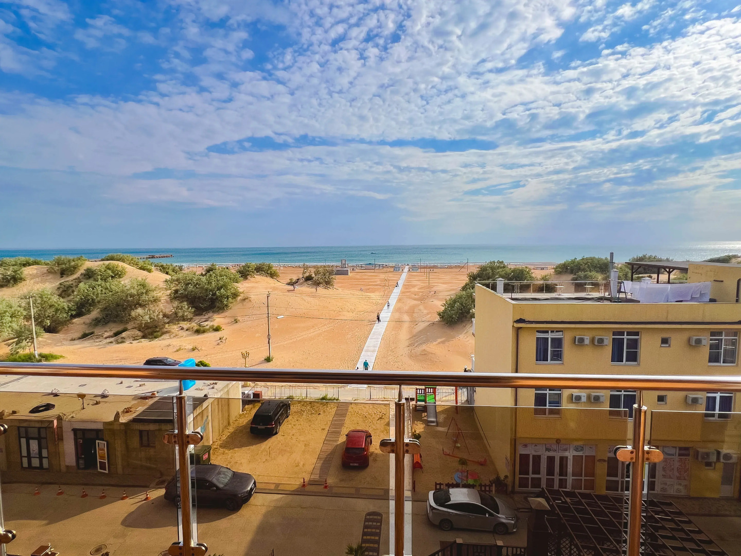 Отель Идеал