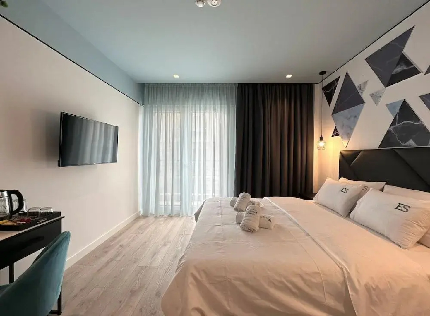 Апартаменты Urban Elephant Suites