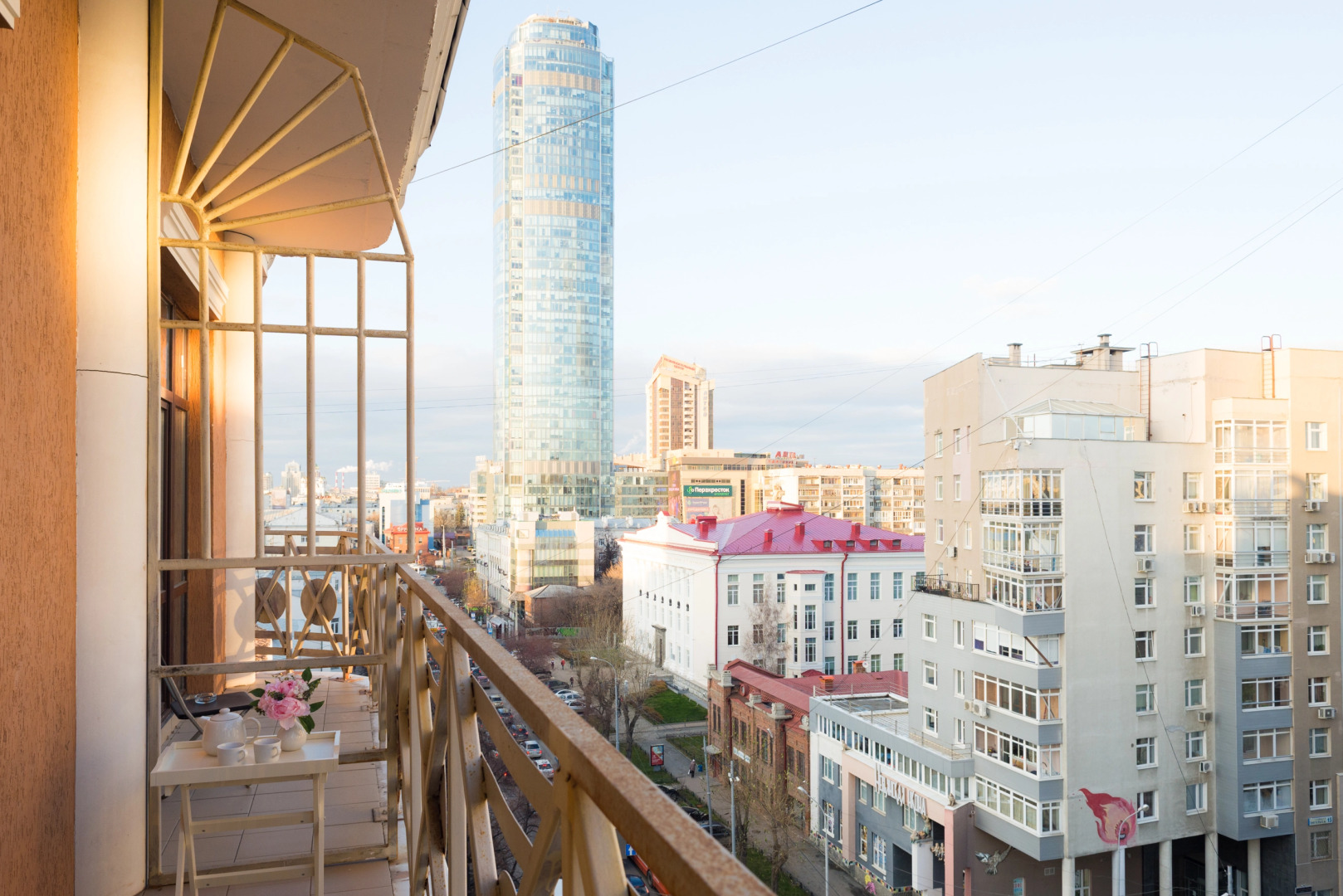 Апартаменты ApartHause в центре у БЦ Высоцкий