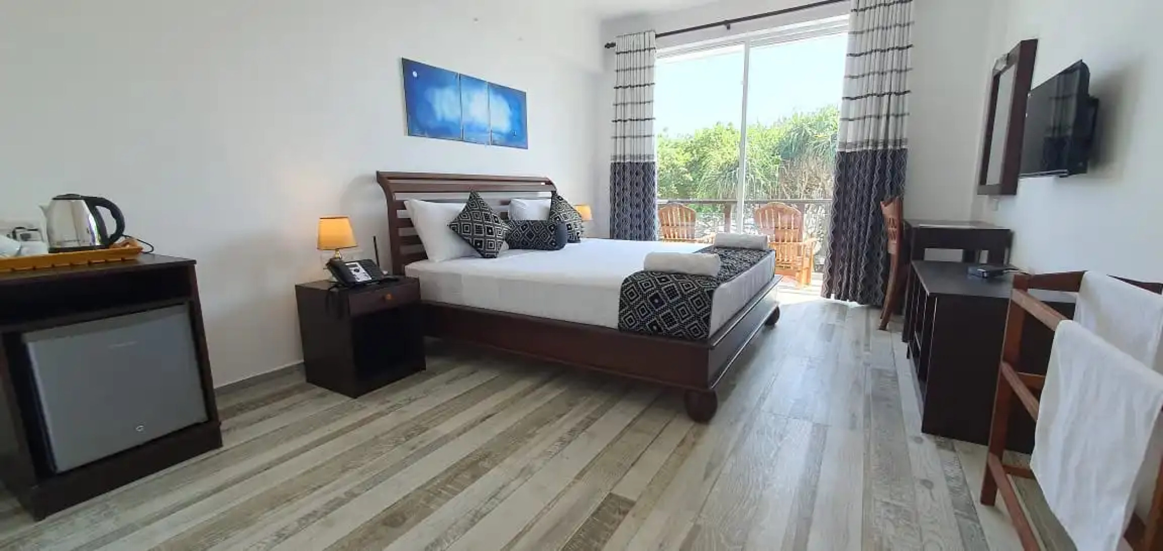 Отель ARA Beach Resort - Mirissa