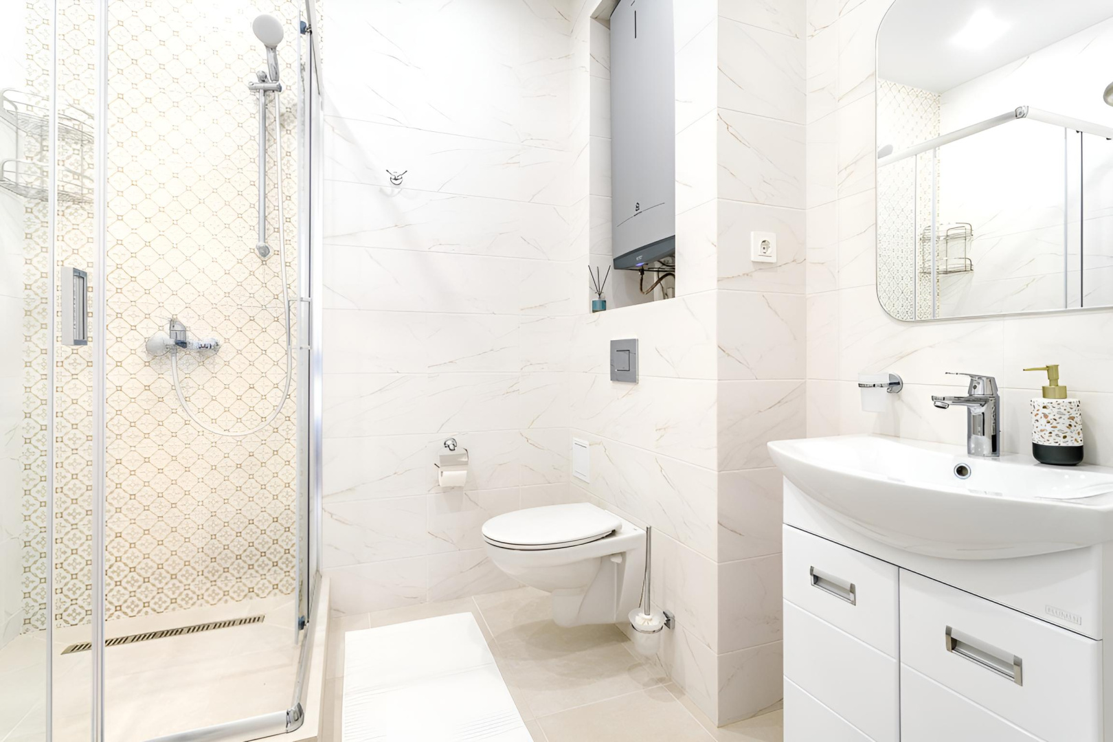 Апартаменты Светлая Просторная Современная Студия от Home Group apartments