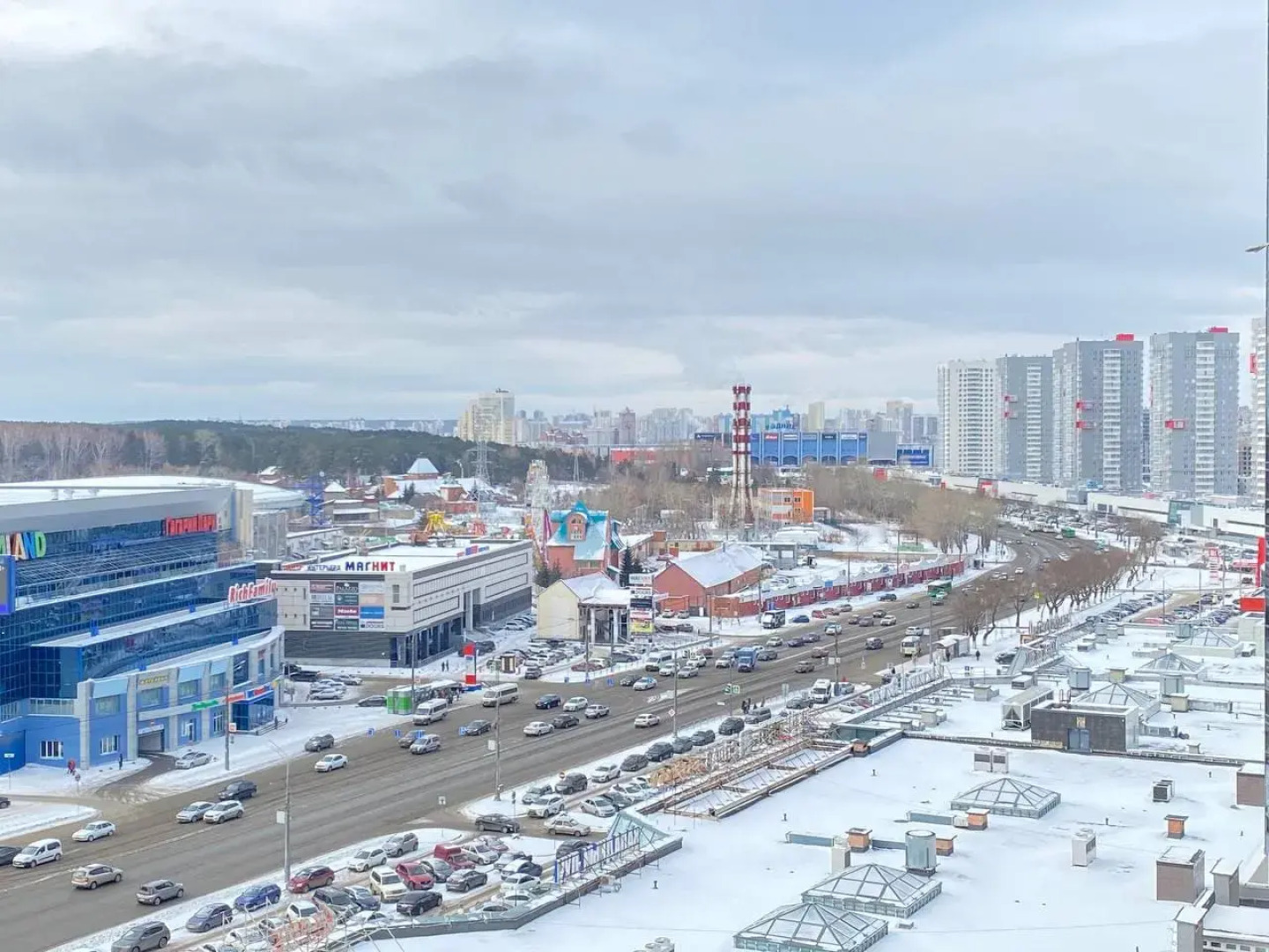 Квартира Поделам Функциональная рядом с парком им. Гагарина