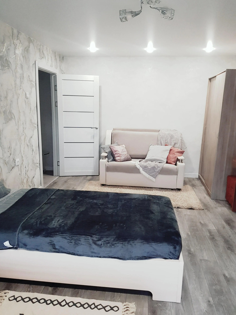 Апартаменты 2х комнатная квартира на 50 лет Октября