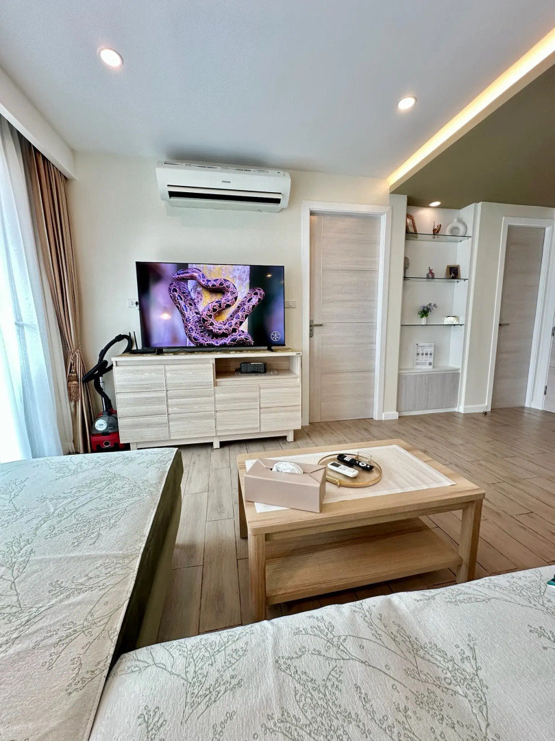 Апартаменты  Seven Seas 2 Bedroom - Spacious Two Bedroom Apartment In Jomtien Area