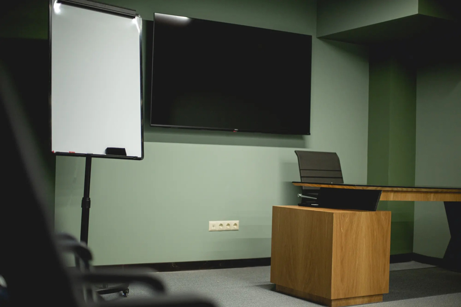 Отель West Inn Georgia