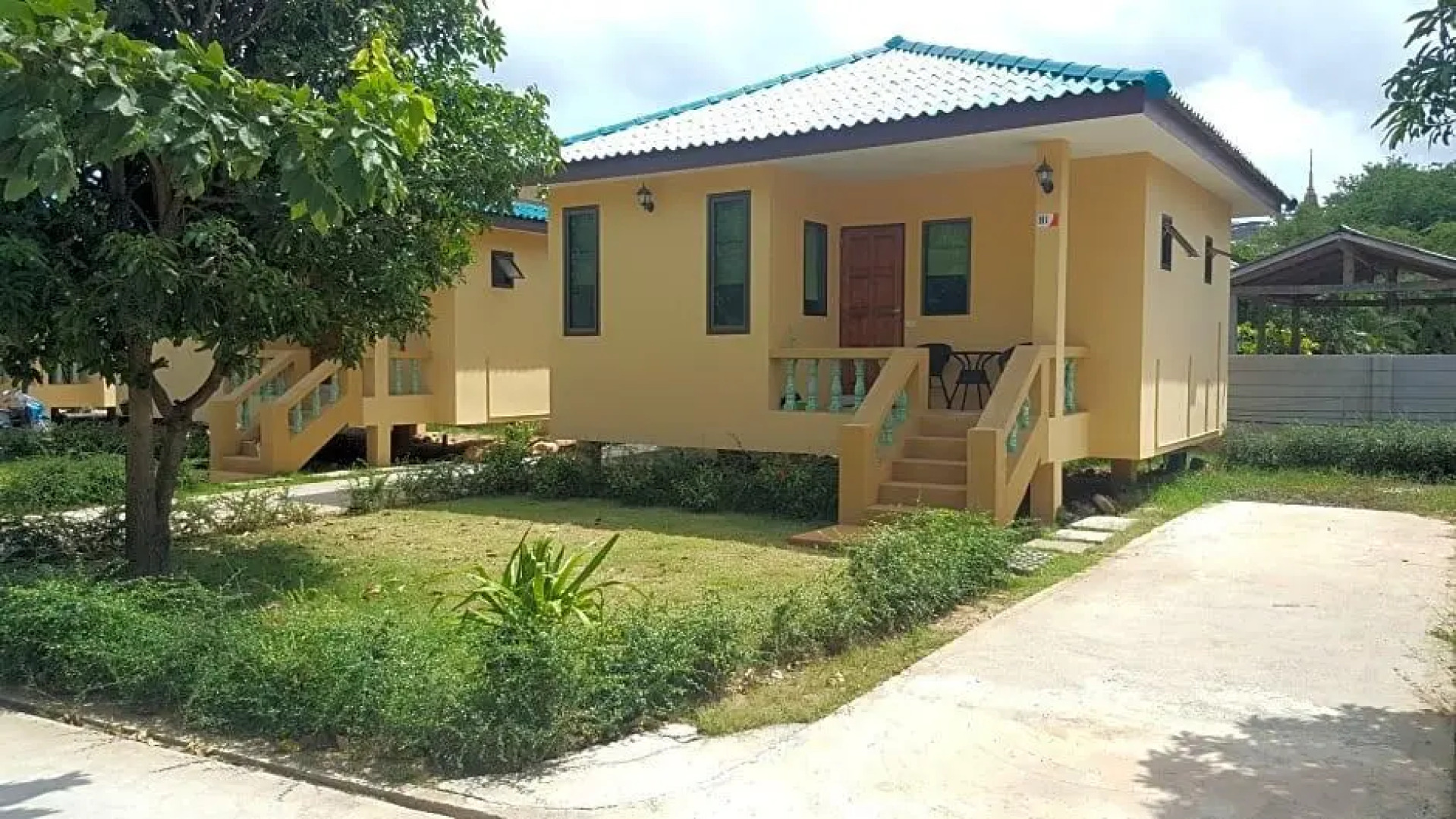 Вилла M-Village