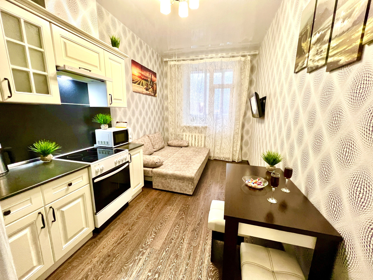 Уютные Апартаменты рядом с Губернским рынком (ул. Маяковского 95)