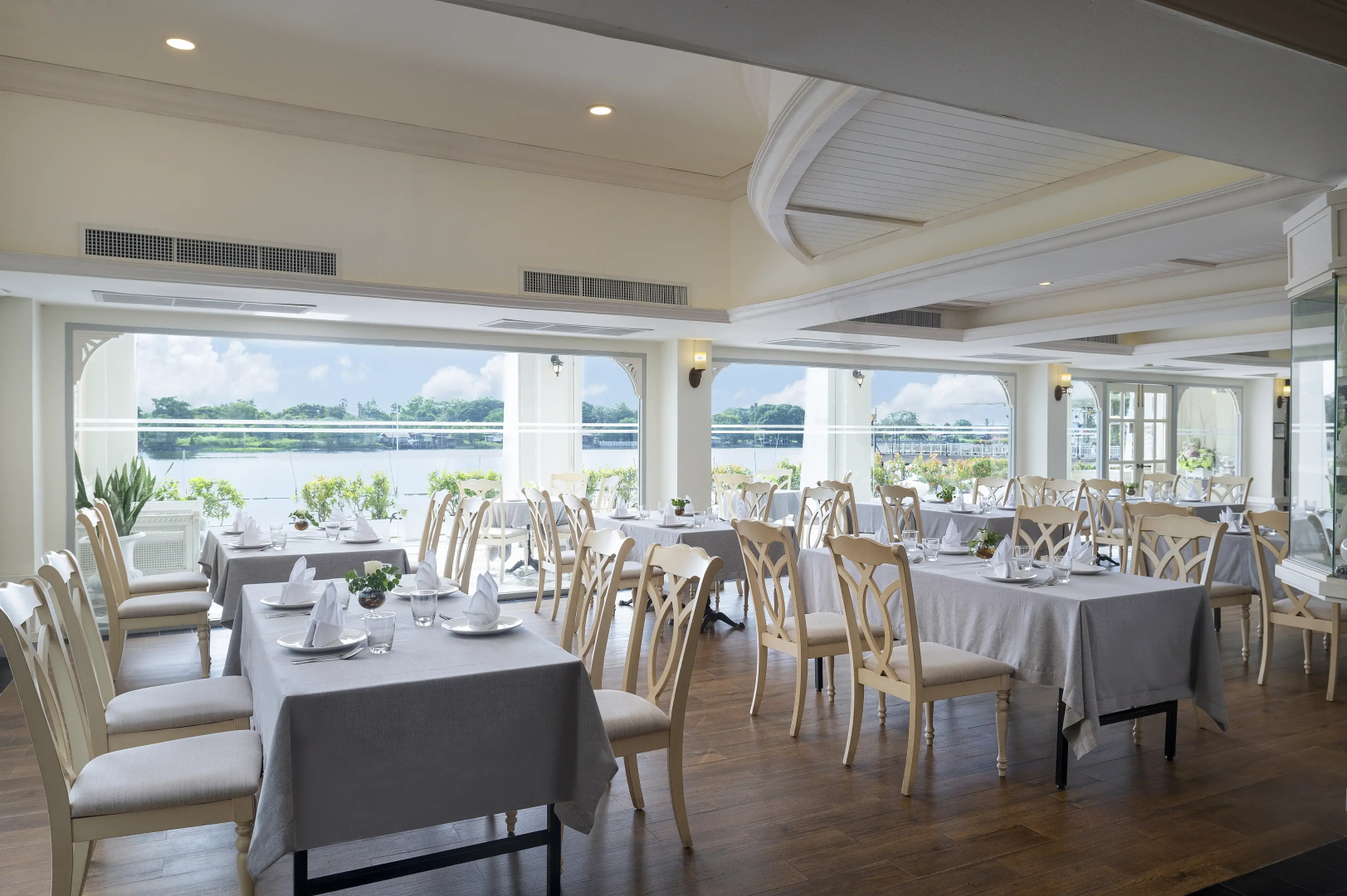 Отель Kalanan Riverside Resort