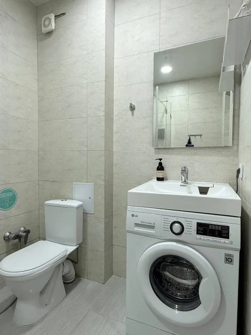 Квартира Комфортная Студия возле Моря на цокольном этаже