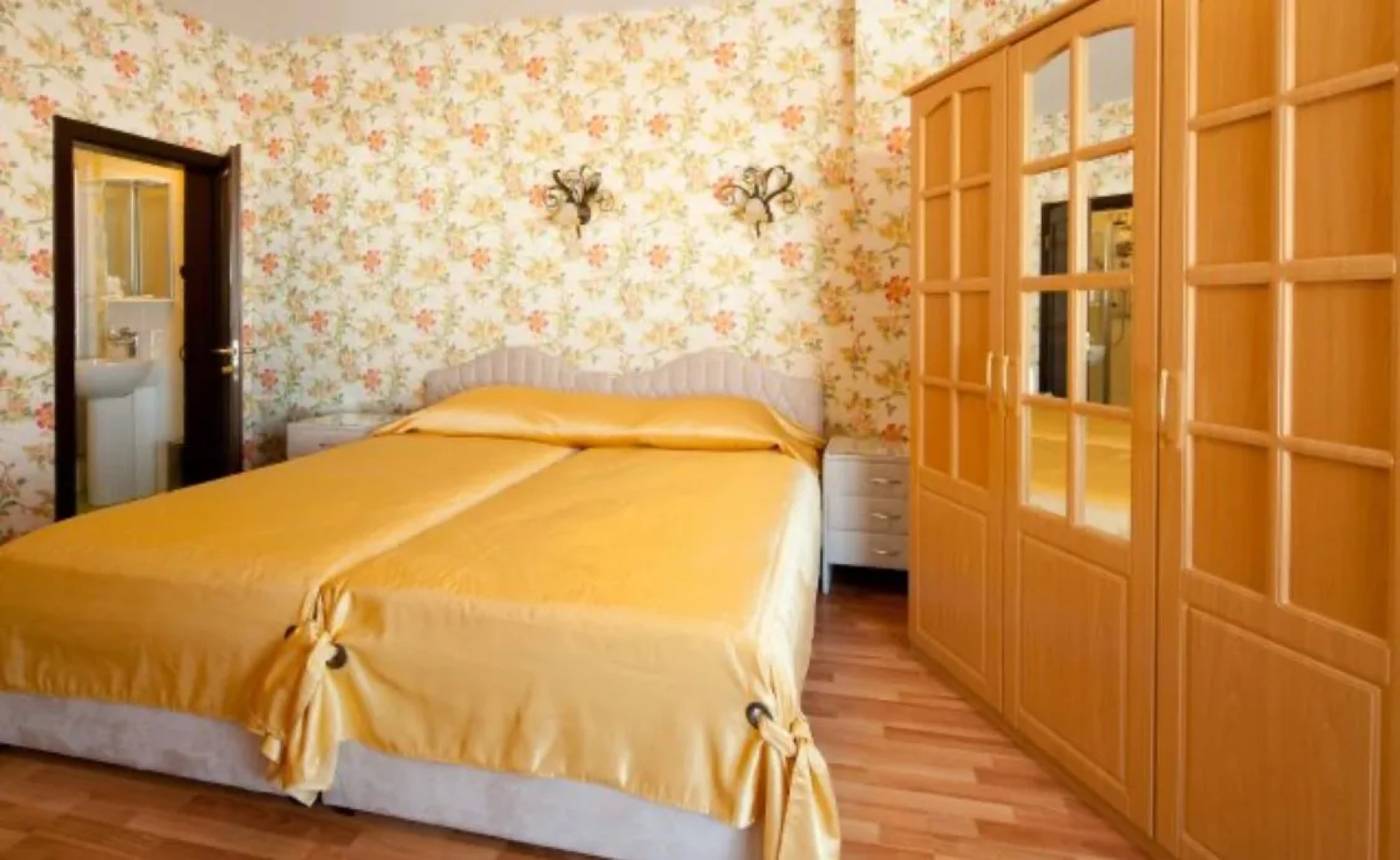 Отель Подлеморье