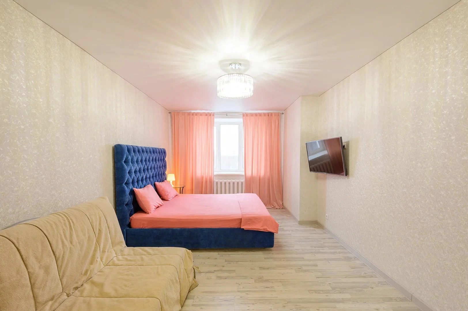 Апартаменты Home Away From Home