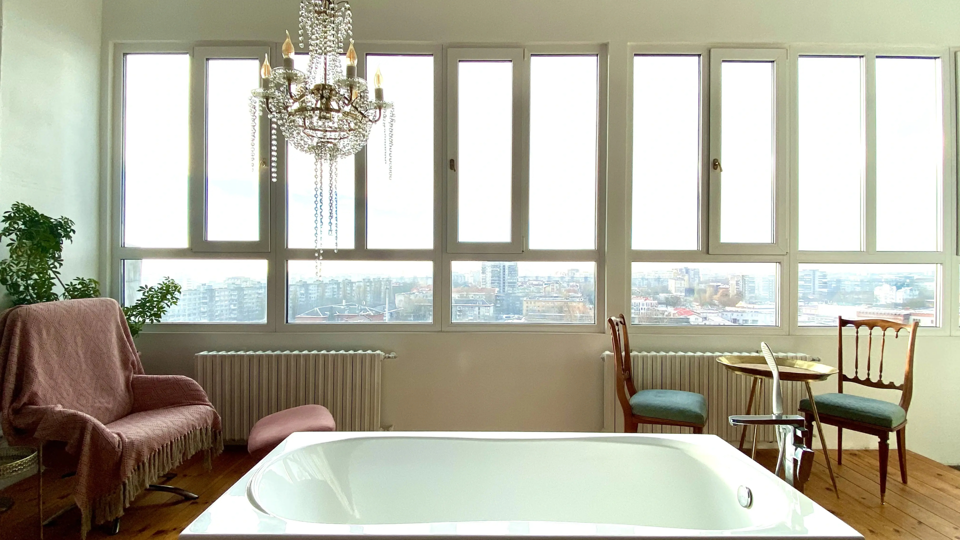 Апартаменты ApartMari Уникальный Люкс с видом на город
