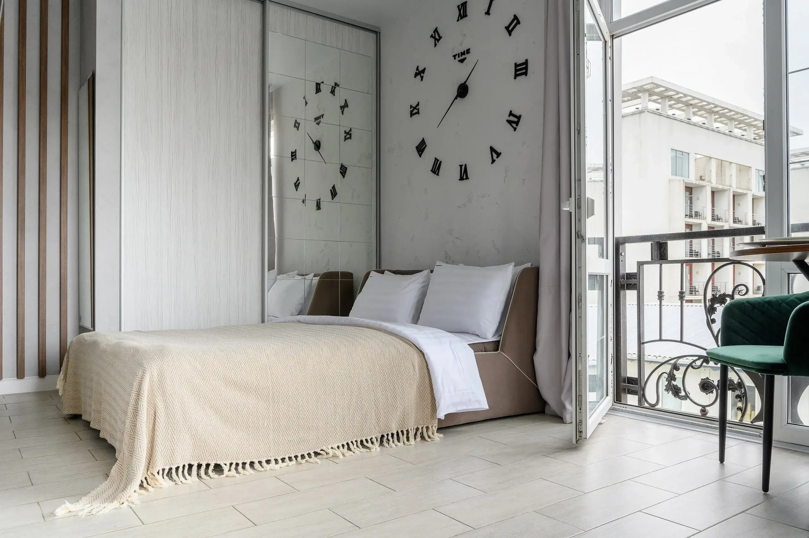 Апартаменты Red Apartments Арт Лайт Джефферсон