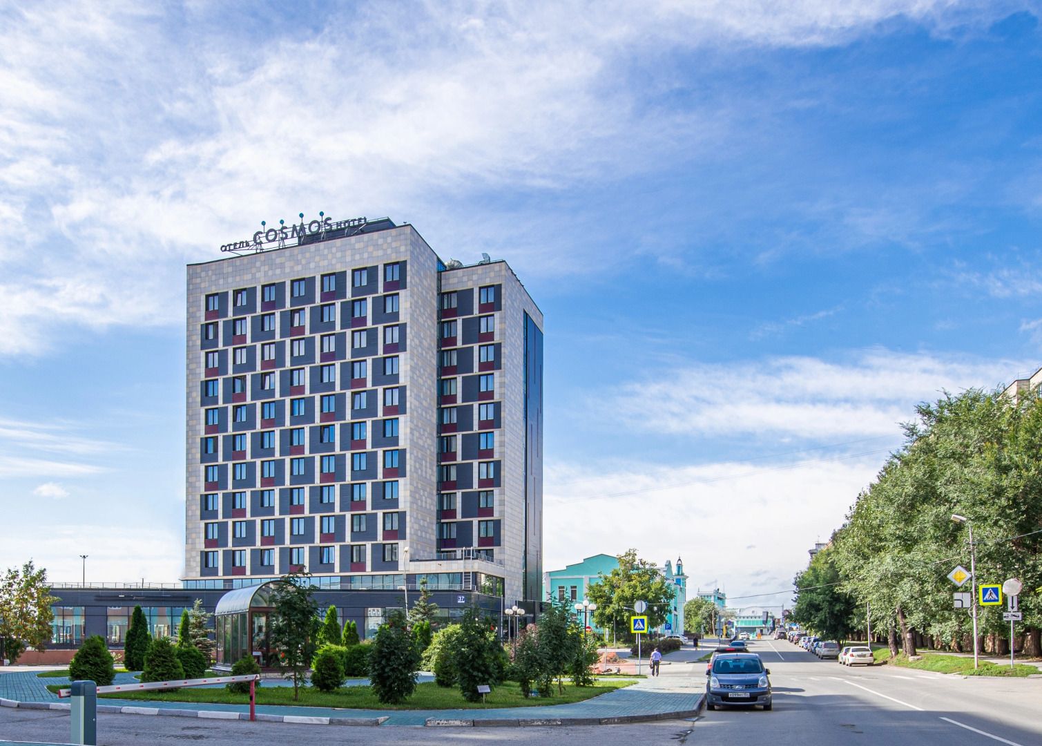 Отель Cosmos Novosibirsk Hotel