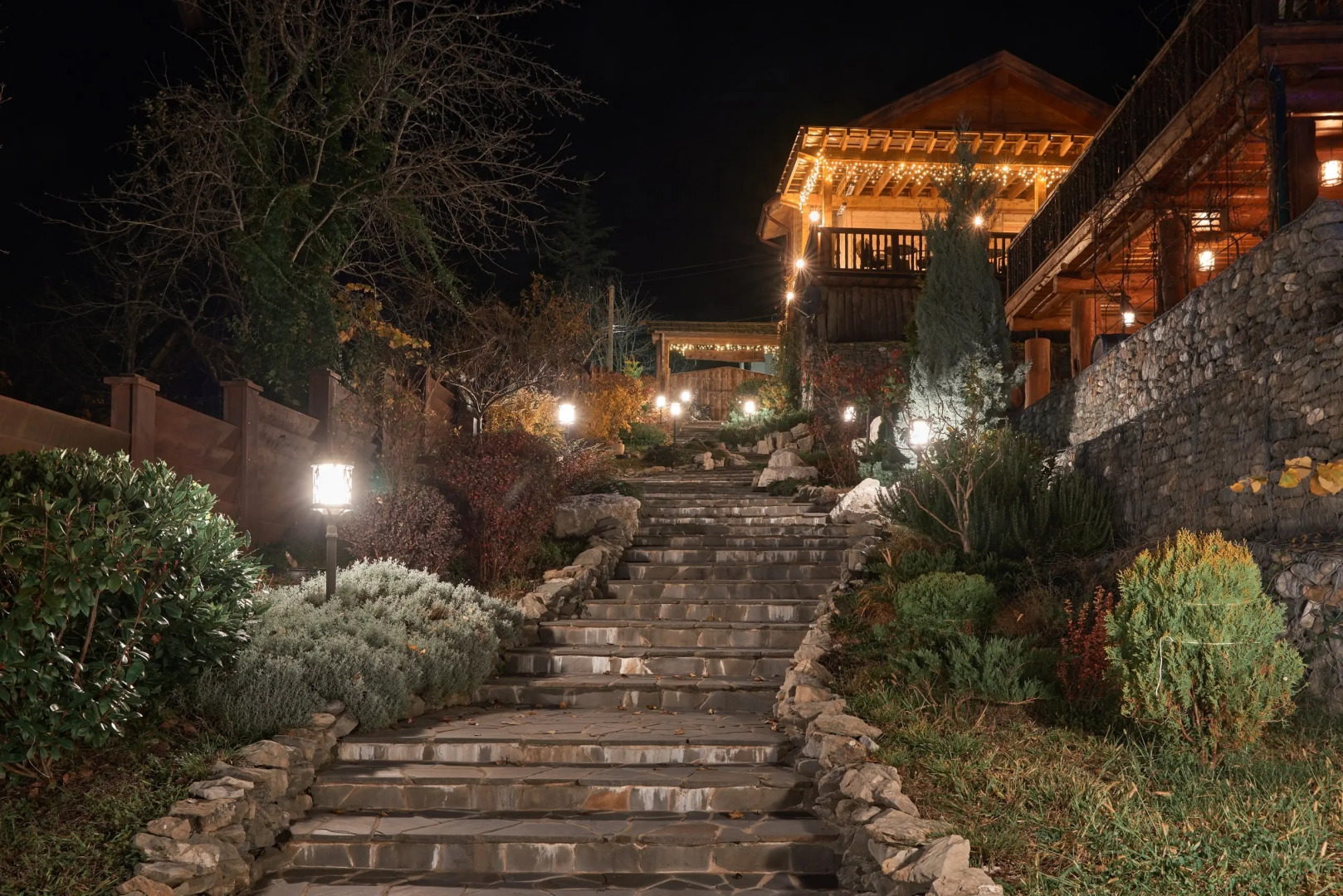 Отель Hills 1200. Резиденция. Бани.