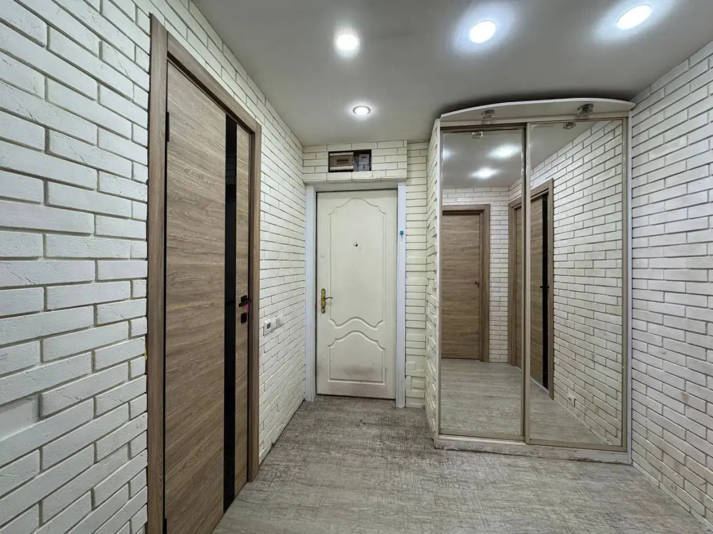 Квартира большая у моря на Русском острове