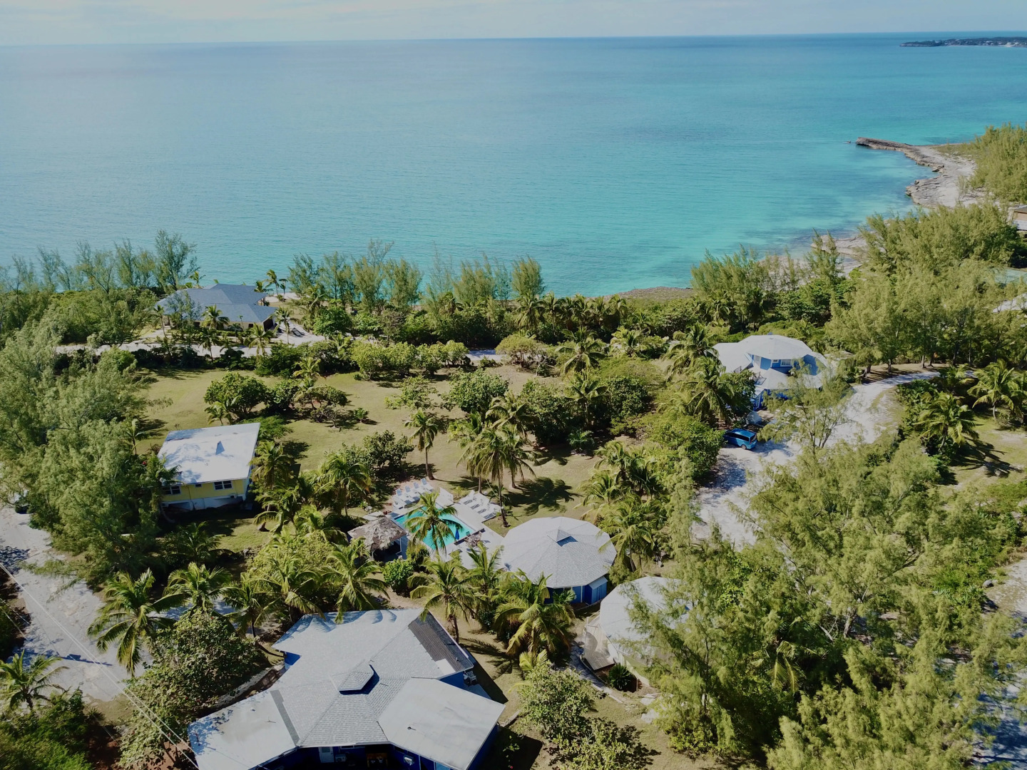 Отель The Sunset Cove And Rainbow Room