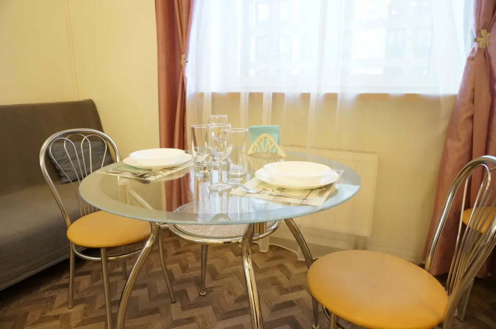 Апартаменты с Балконом Уютный Дом на Смольной 44