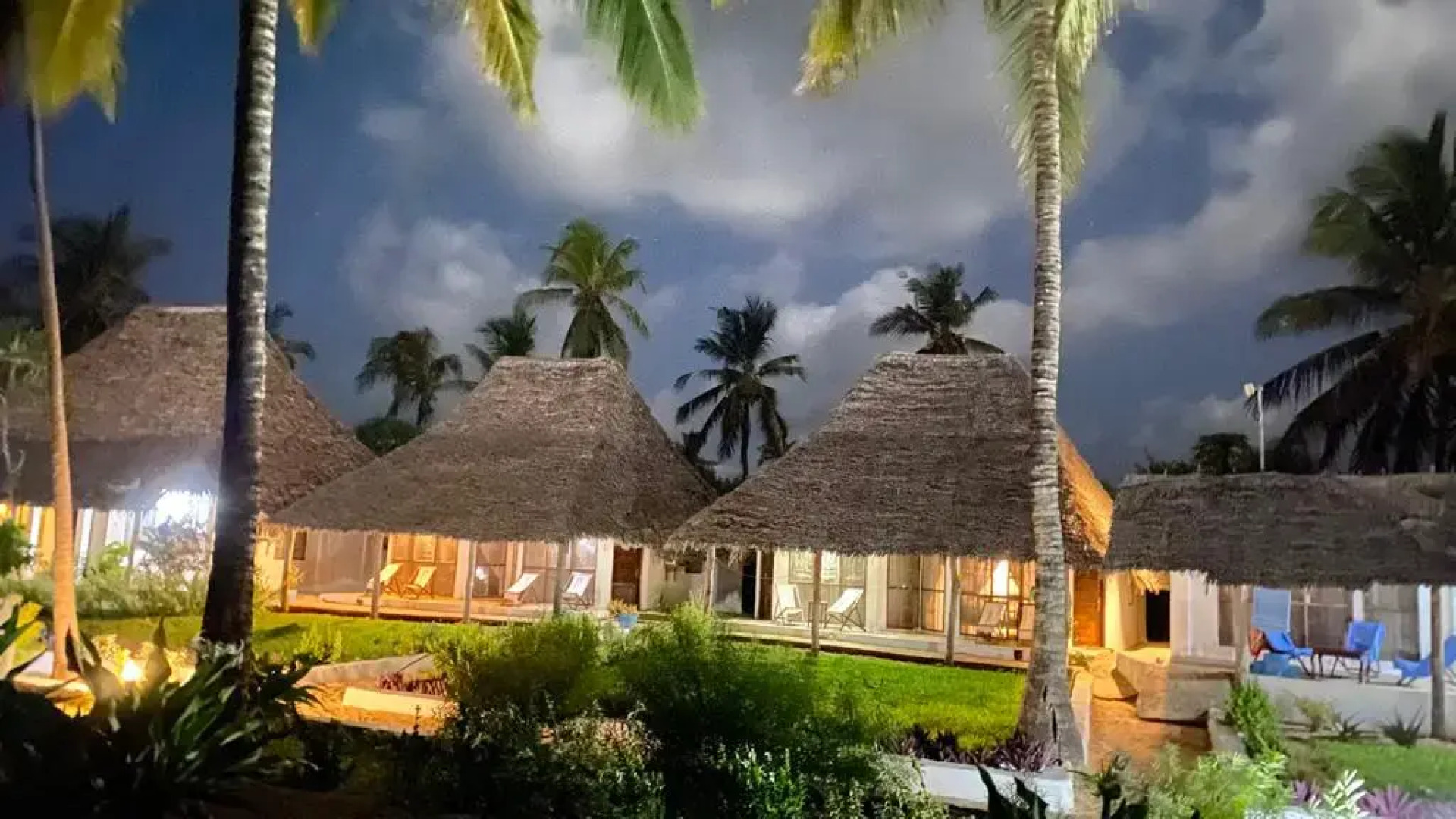 Бунгало Matemwe Baharini Villas