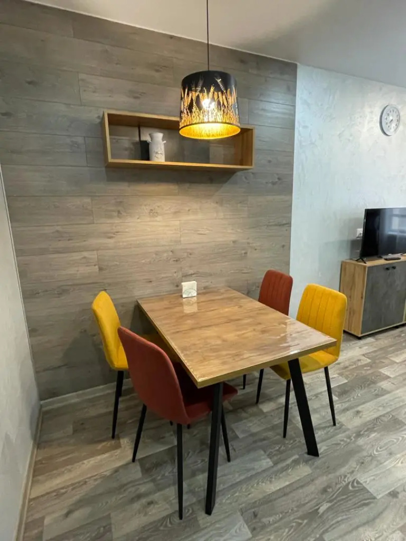 Апартаменты Дизайнерская студия в Элитном ЖК "Граф Орлов"