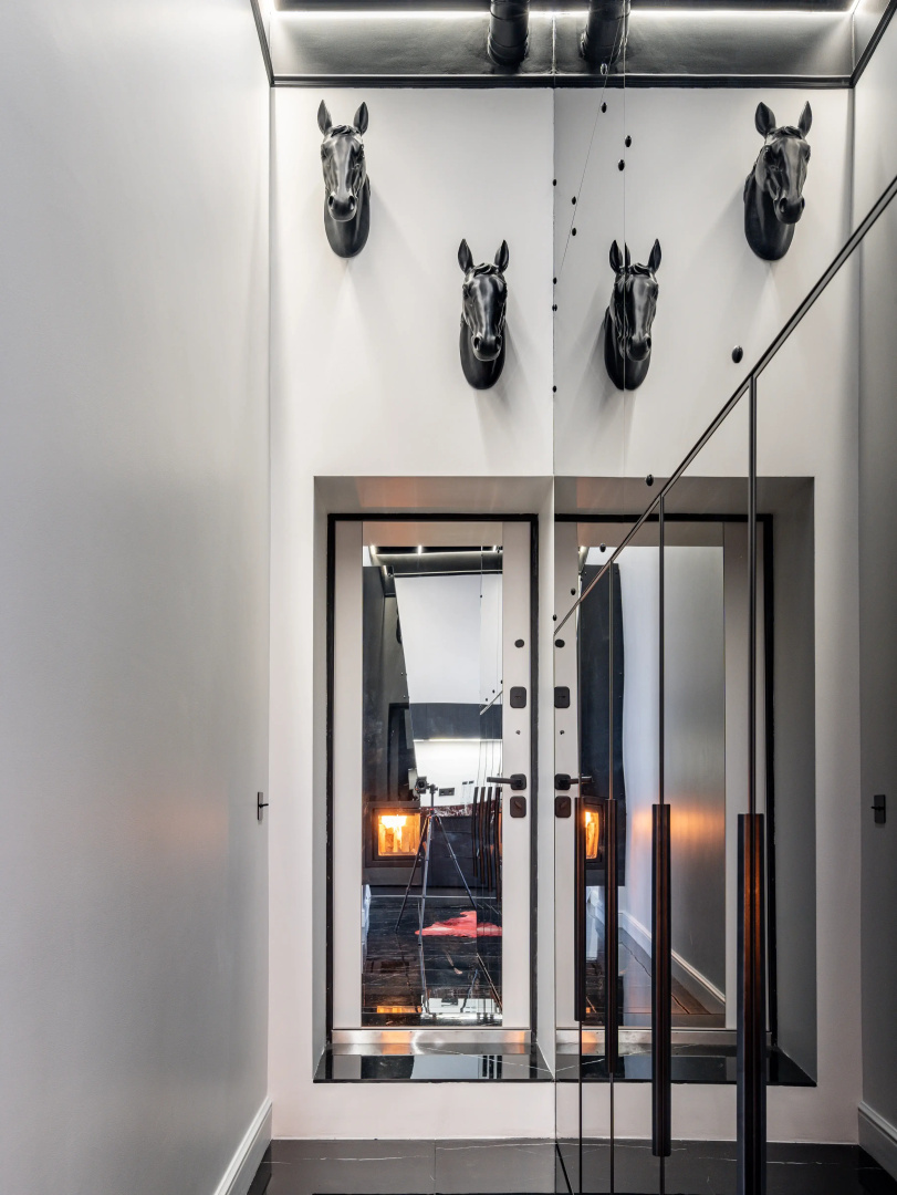 Апартаменты на Невском проспекте hth24 Apartments, авторский дизайн, сауна, камин
