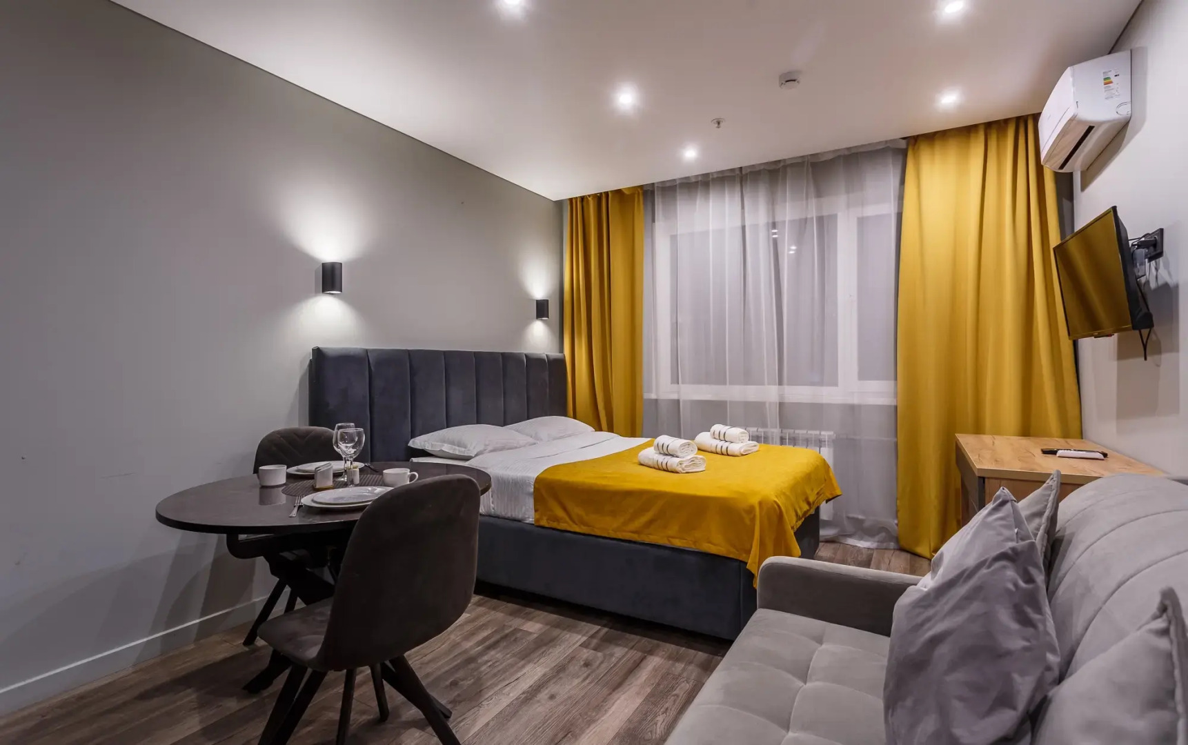 Апартаменты FortEstate 1027