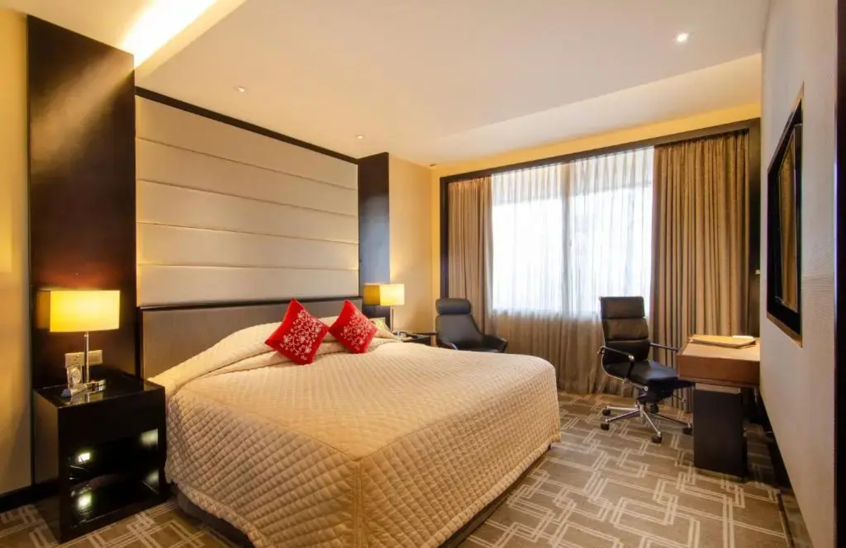 Отель Pan Pacific Sonargaon