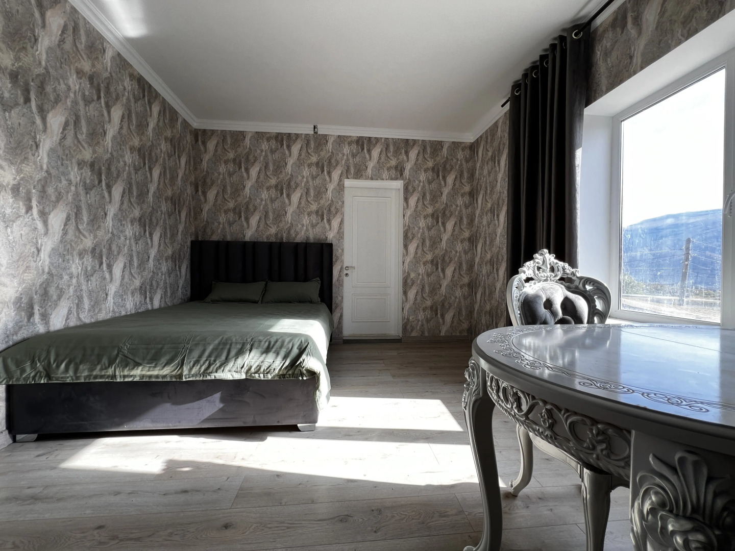 Апартаменты Ботлих ваш личный апартамент с видом на горы