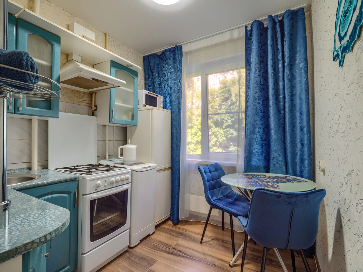 Апартаменты KvartalApartments Донецкая  9