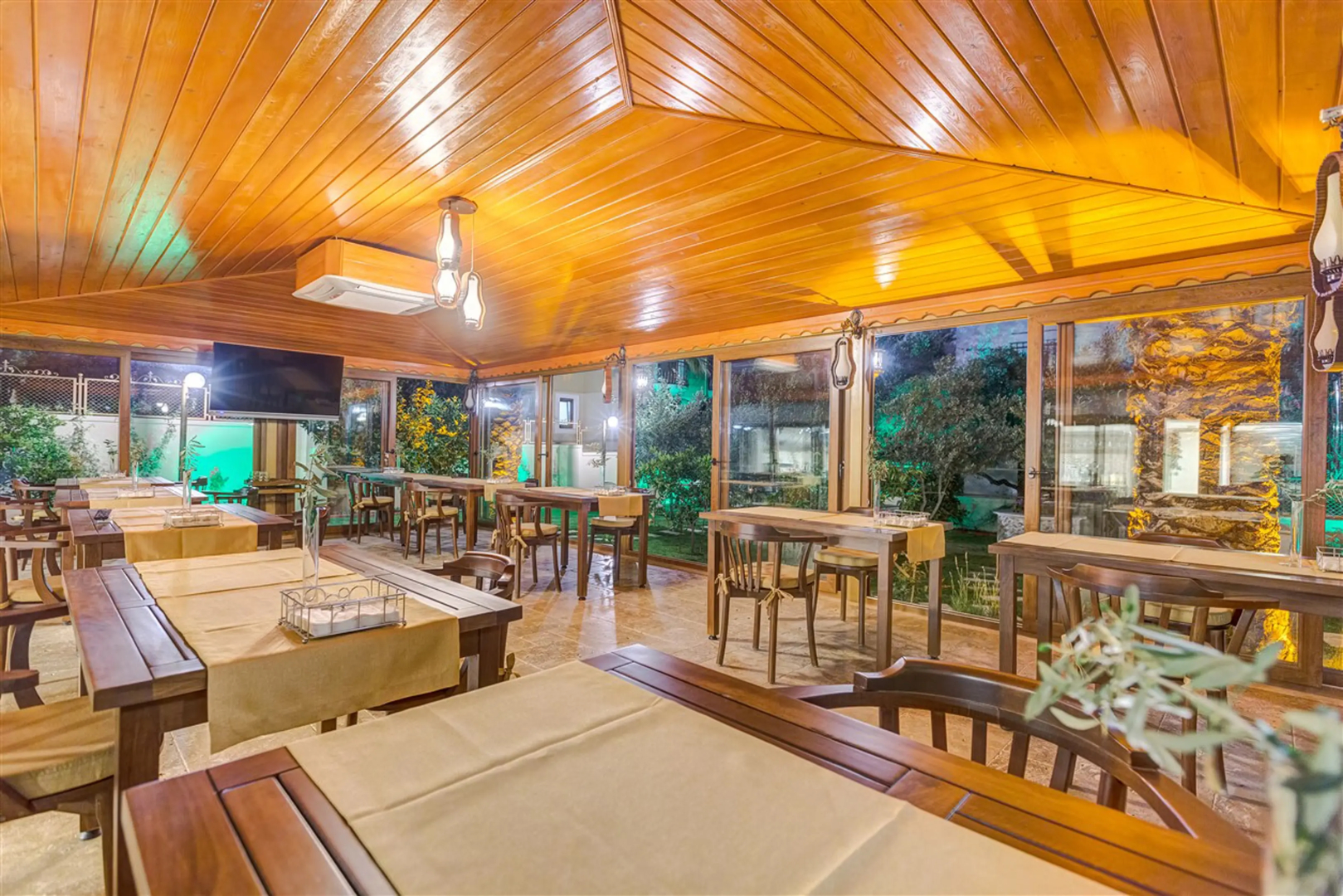 Cunda Özerbey Konaği - +13 Adults Only