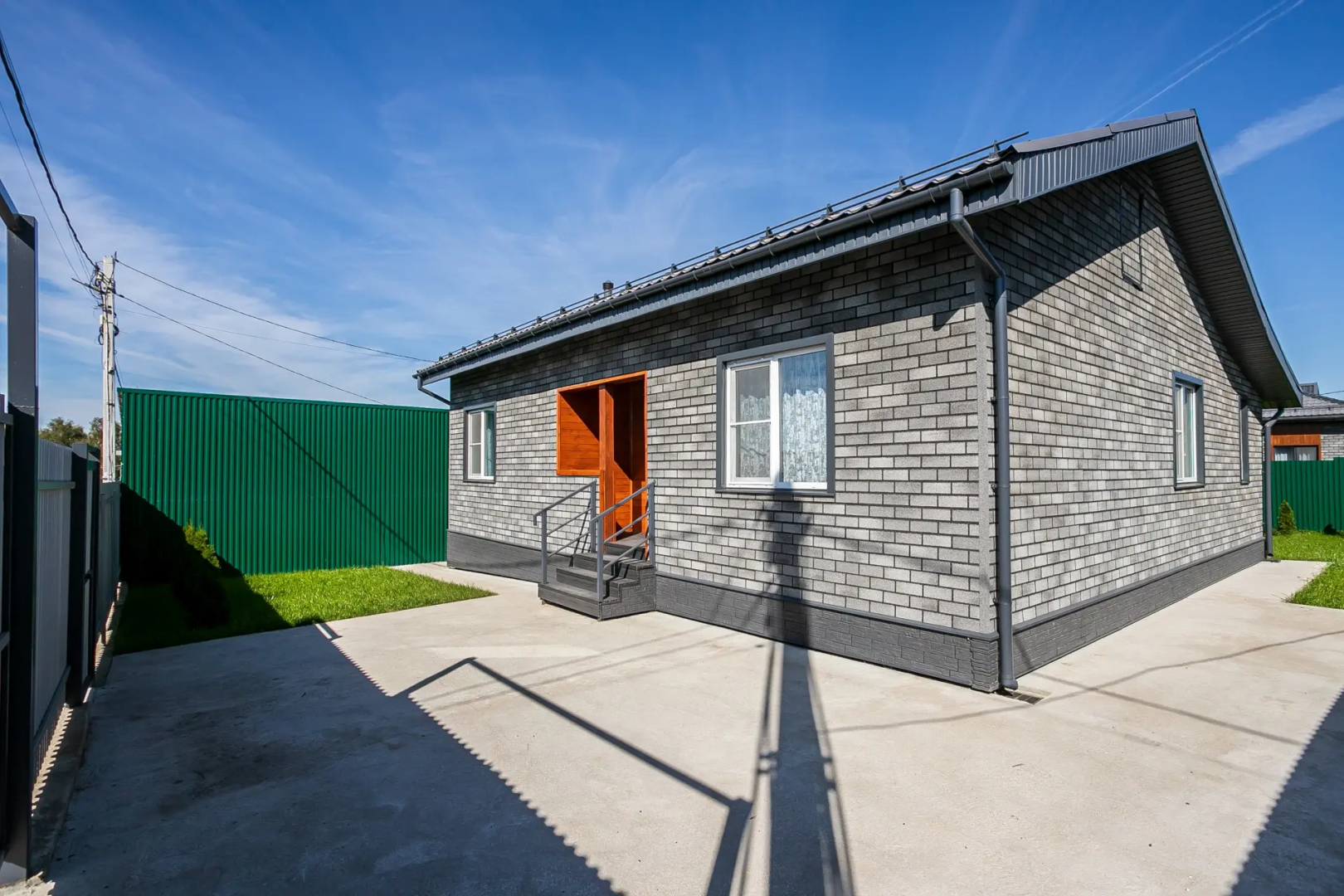 Частный дом с русской баней и банным чаном