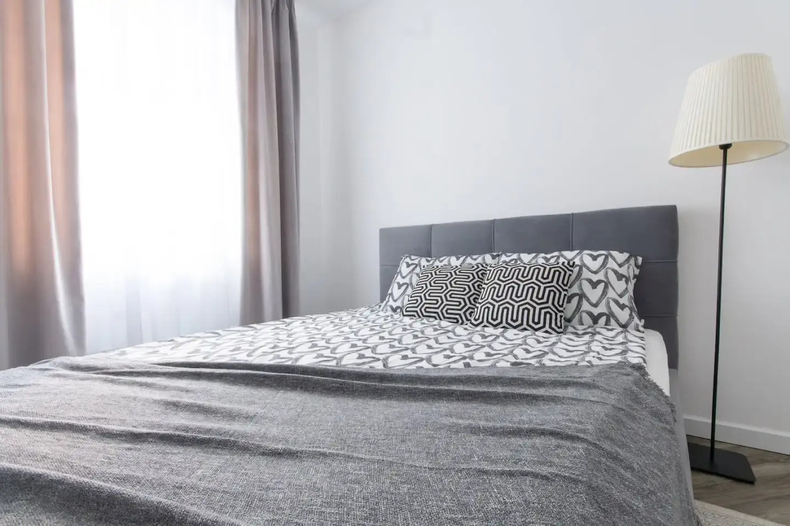 Апартаменты LIFE Petrogradskaya Apart