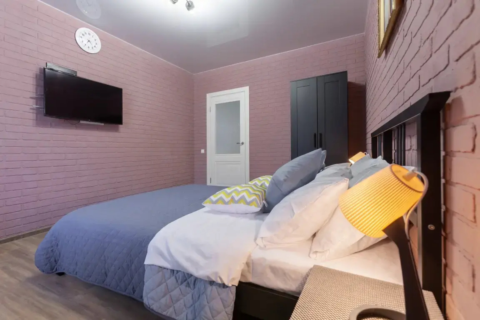 Апартаменты с двумя комнатами Rentplaza