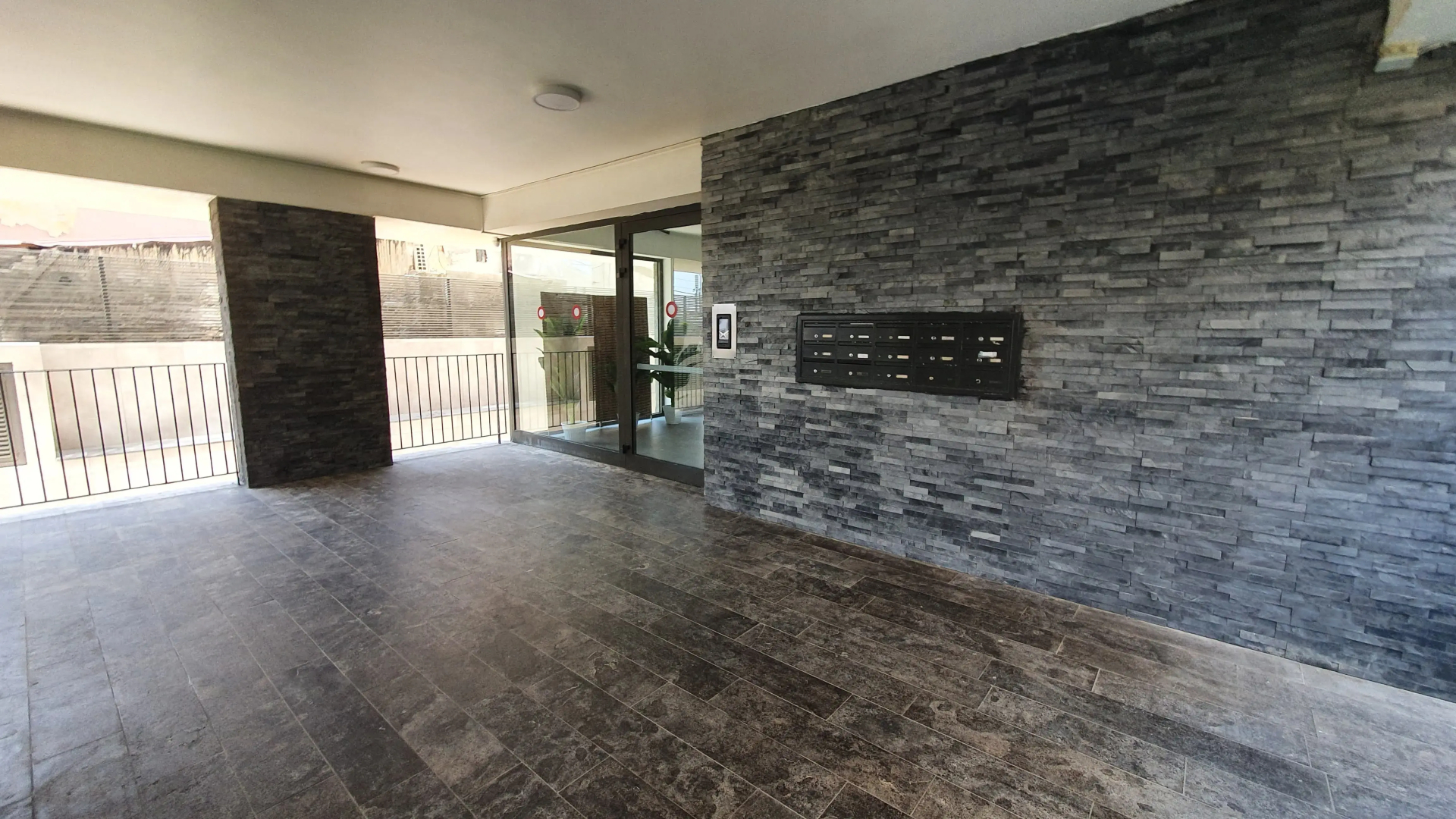 Апартаменты Design 3 Bdr Apartment Sea View - Beach Side #TL5