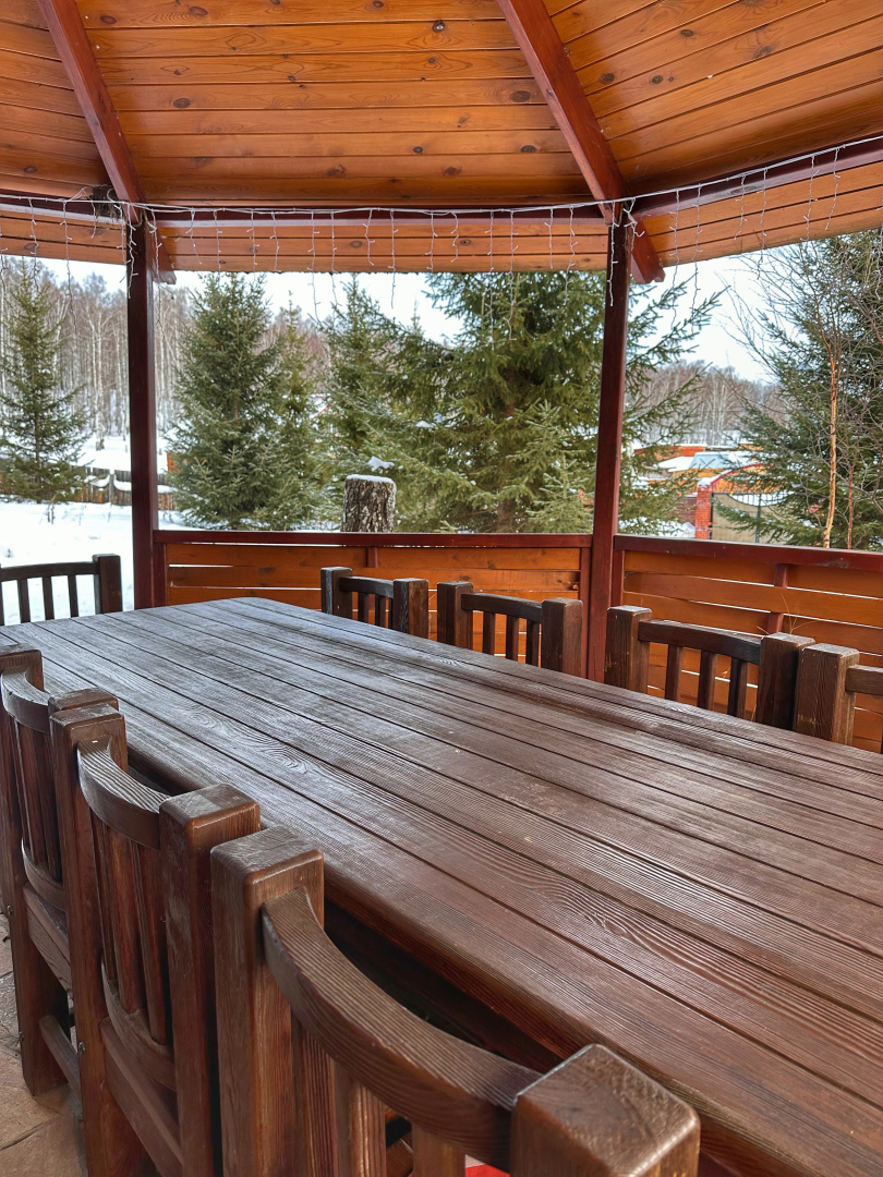 Коттедж на 17 гостей с красивым видом из окна и террасой