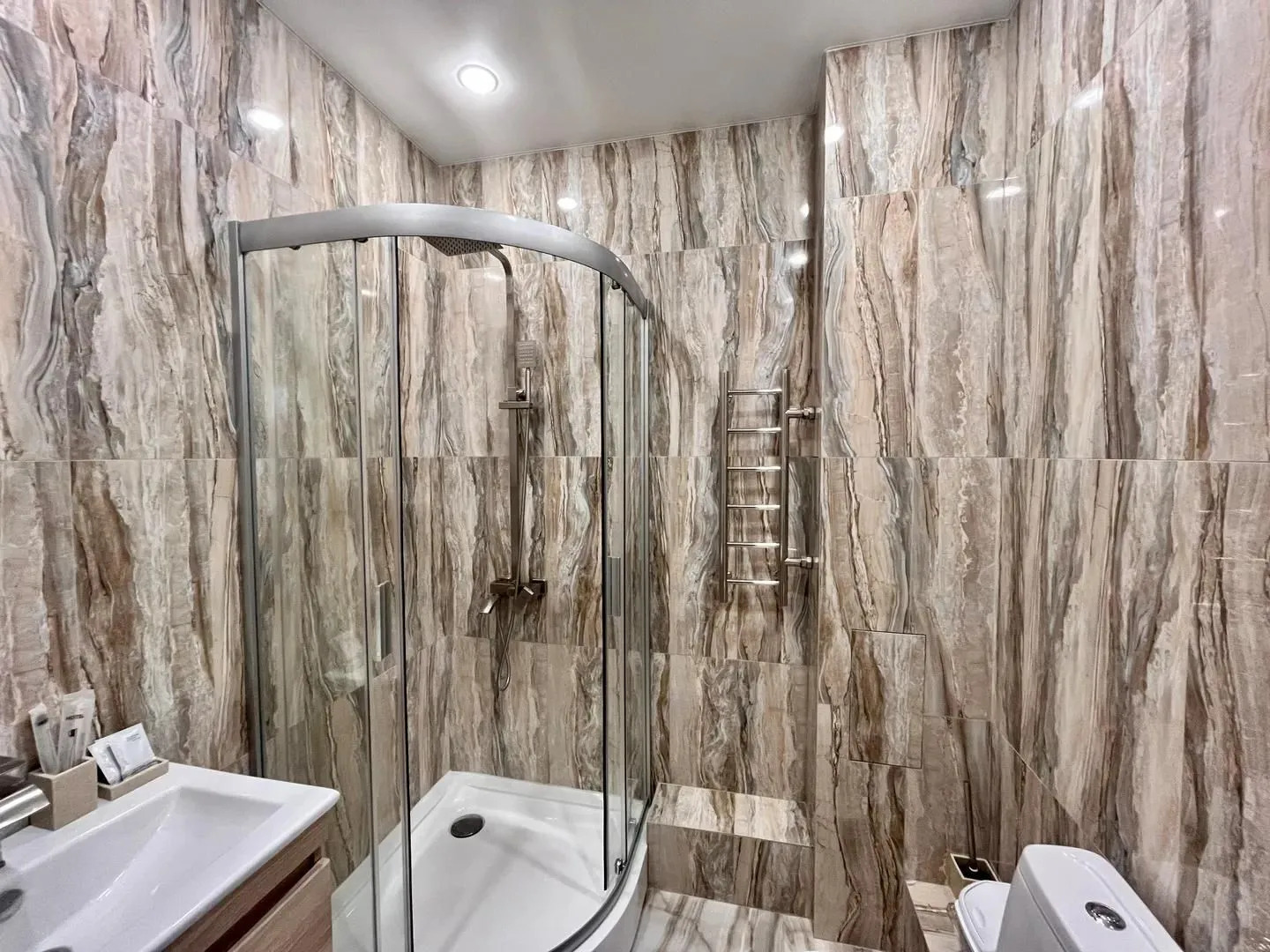 Квартира Стильная однушка с пилоном. Швейцария, Океанис, спортбаза Новинки