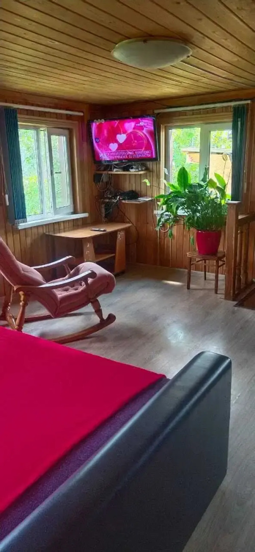 Частный дом с баней на территории