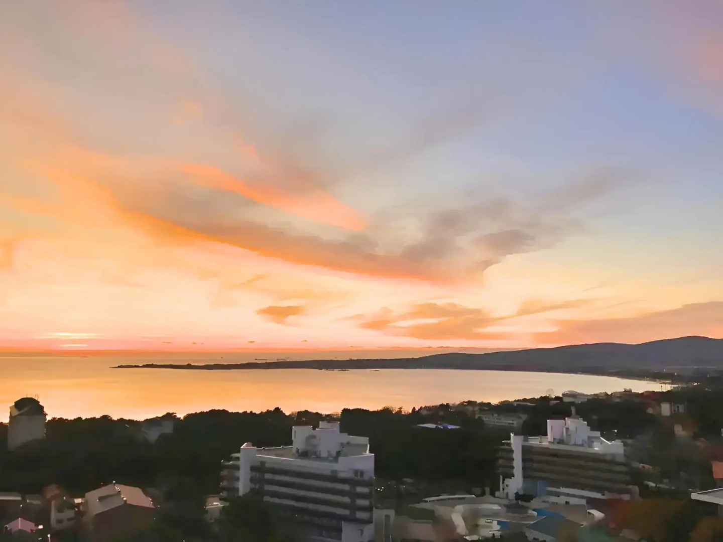 Апартаменты Море и сосны