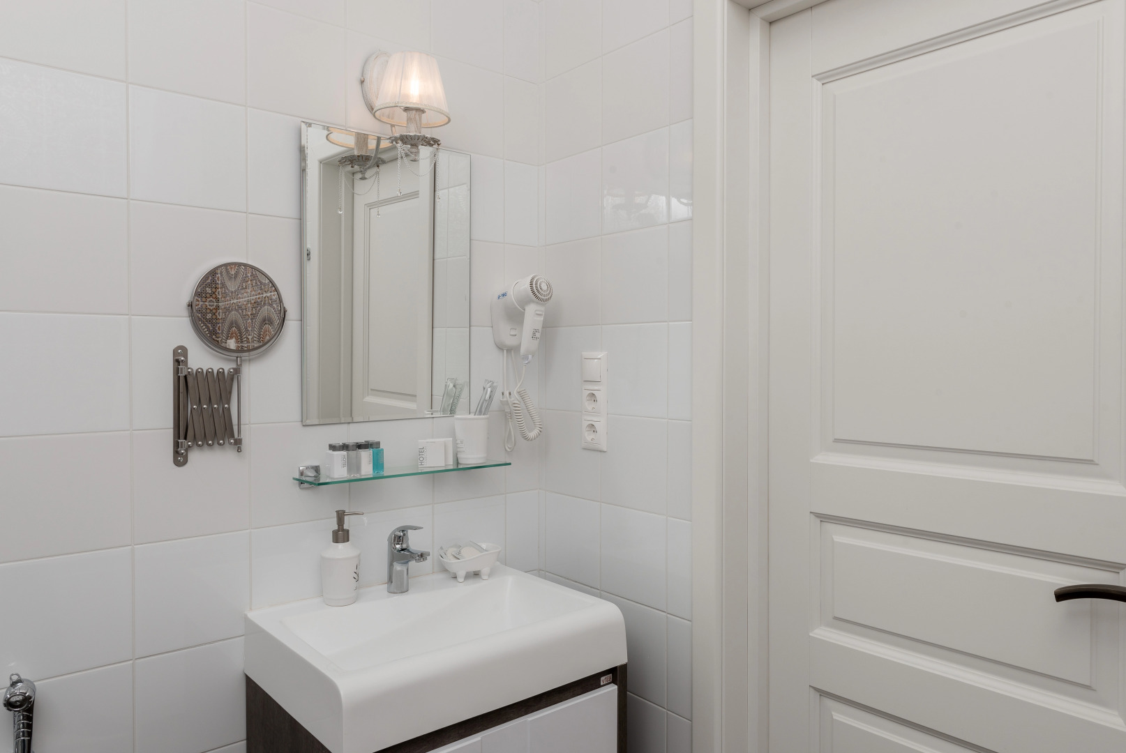 Отель Welcome House