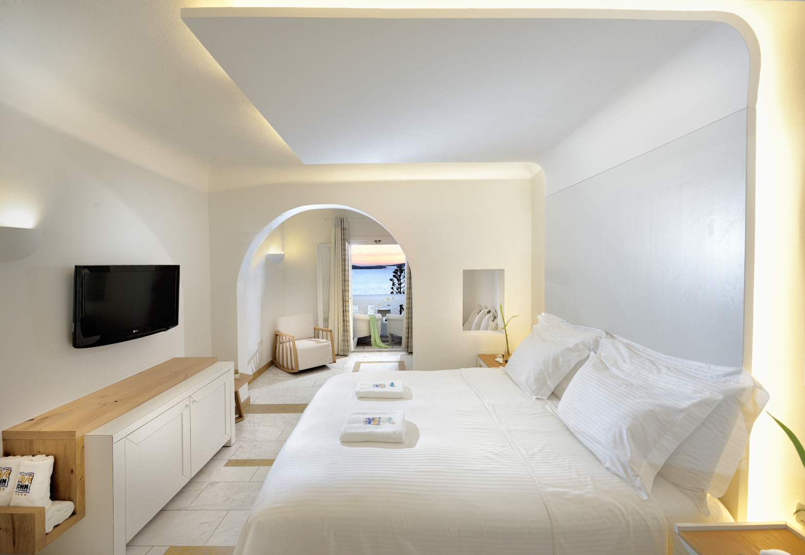 Отель Saint John Hotel Villas & Spa