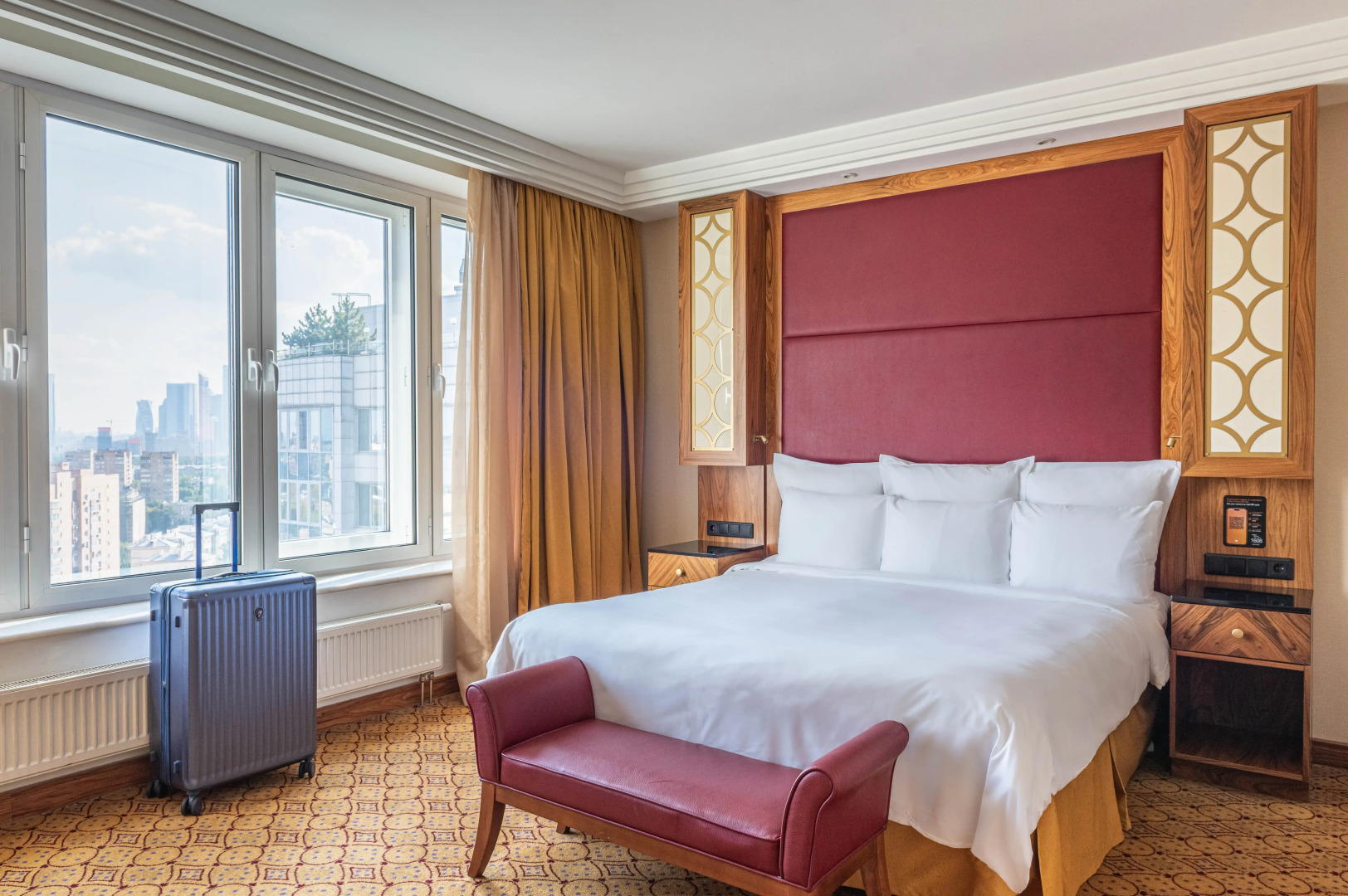 Отель МонАрх Москва (ранее Ренессанс Монарх)