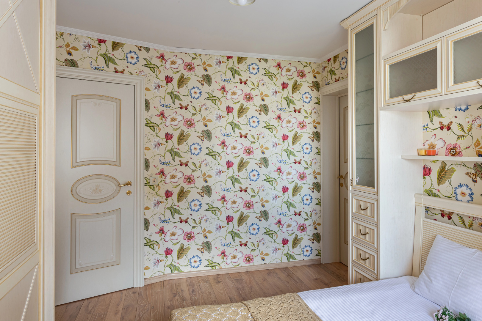 Апартаменты 4 комнаты для семьи на Кутузовском проспекте