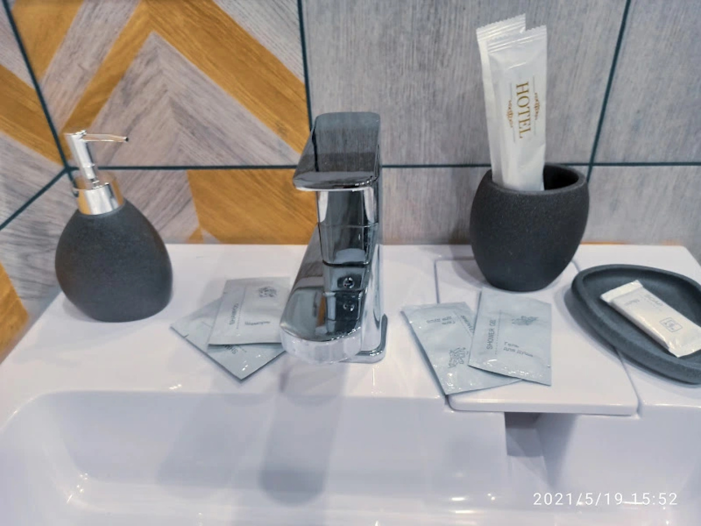 Квартира на Мордовцева 8г